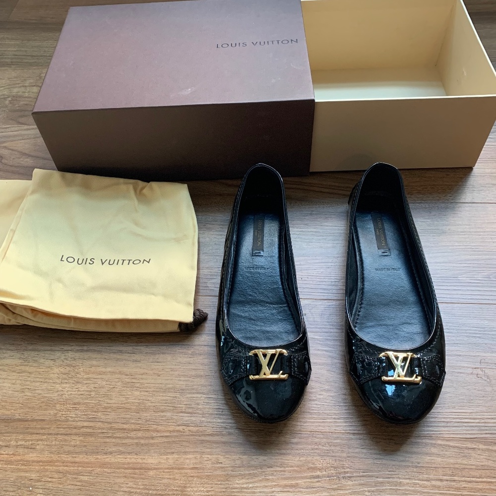 Louis Vuitton Oxford flats size 8